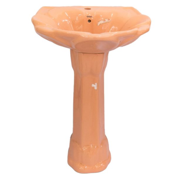 Orient Flowered Pedestal Pink